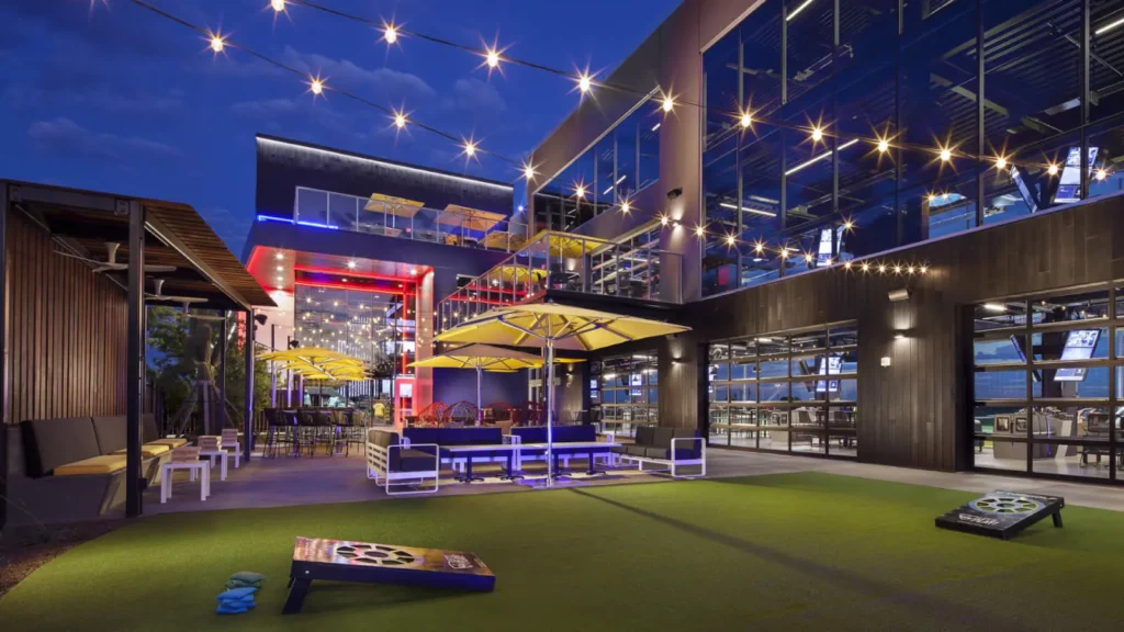 TOPGOLF GLENDALE OUTDOOR PATIO AND GAMES